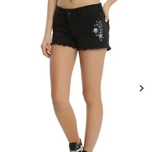Skull Embroidered Shorts
